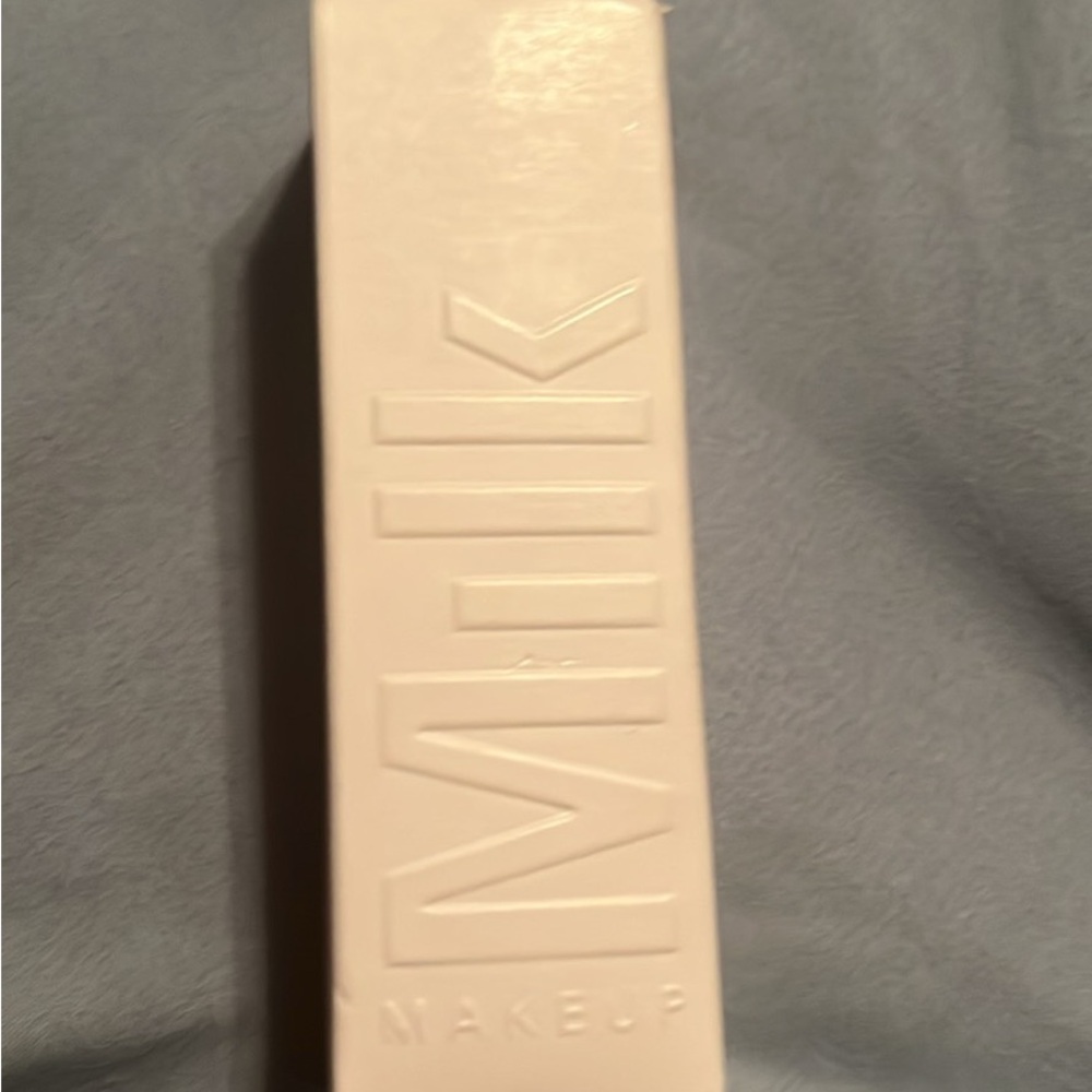 Milk Makeup Cream Makeup-Amber